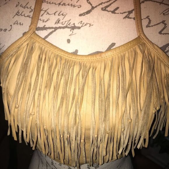TAN LEATHER FRINGE HALTER TOP.  🔥 - Picture 3 of 6